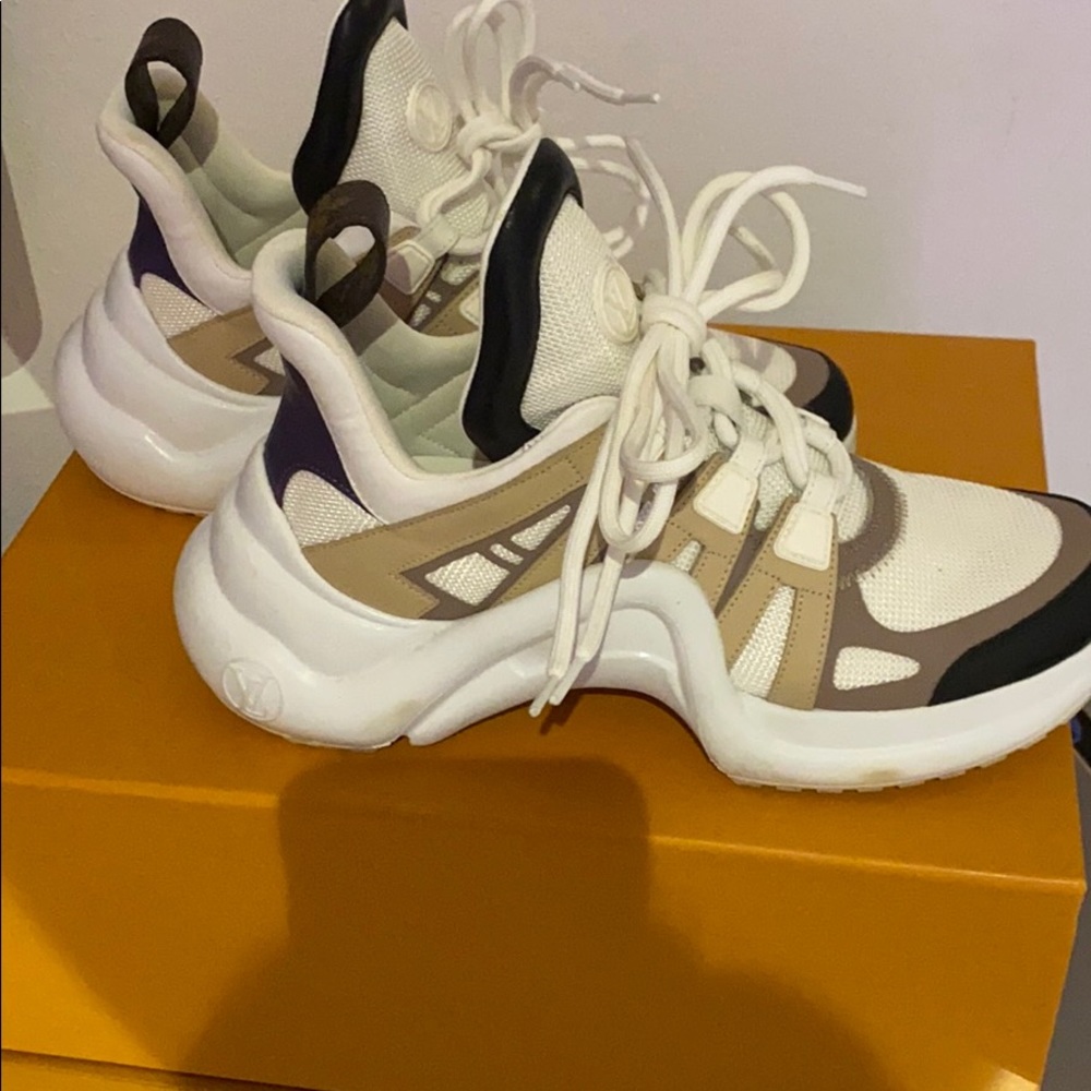 LOUIS VUITTON ARCHLIGHT SNEAKERS